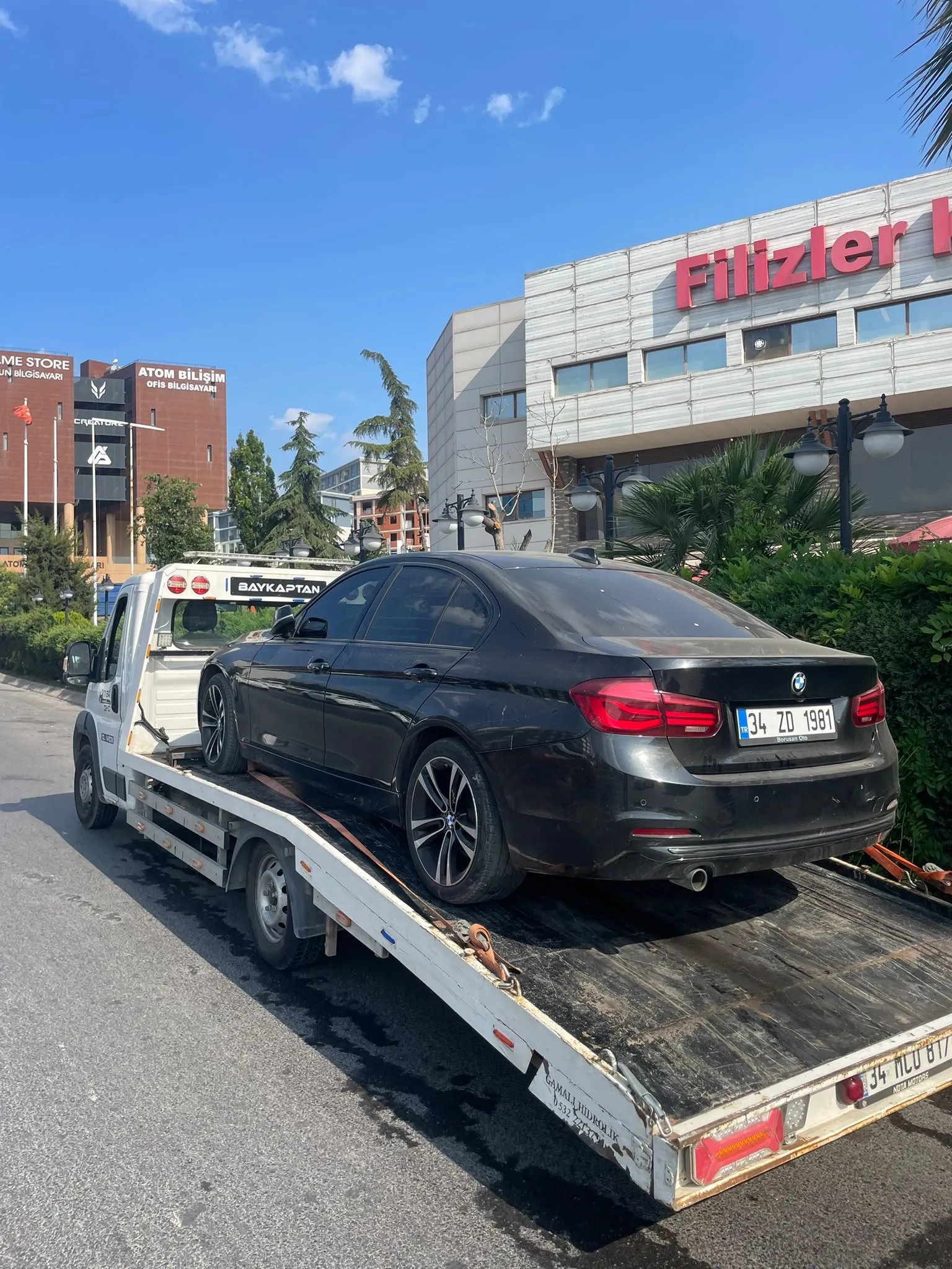 Pendik lüks spor araç çekici ve kaskolu nakliye desteği