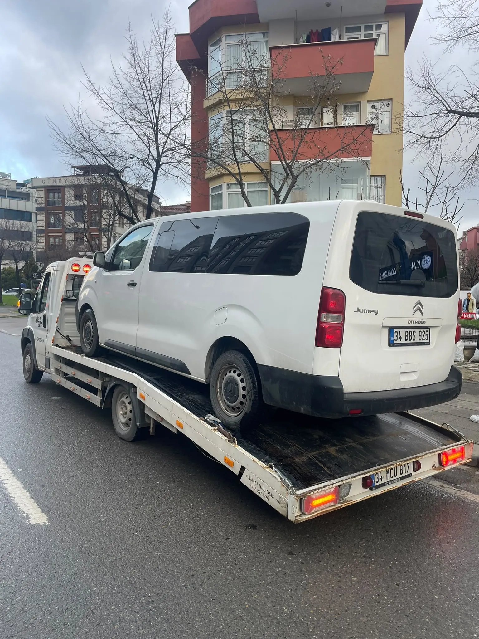 Çayırova uzun şasi minibüs ve kamyonet çekici kurtarma